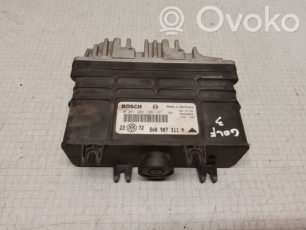 Volkswagen Golf III Engine control unit/module 