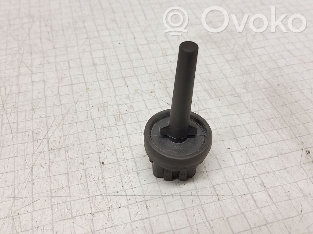 Volkswagen PASSAT B5.5 Interior temperature sensor 