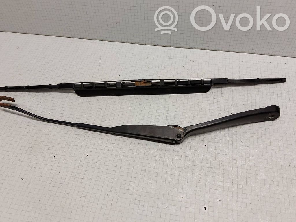 Saab 9-5 Wischerarm vorne 