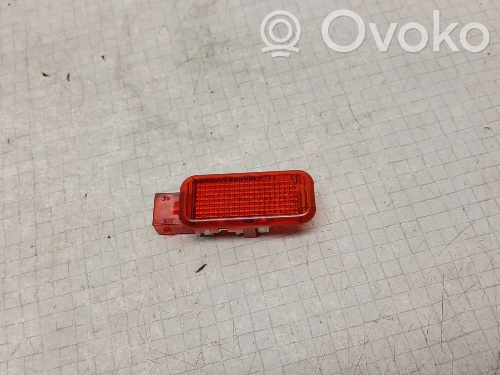 Audi A4 S4 B6 8E 8H Inne oświetlenie wnętrza kabiny 