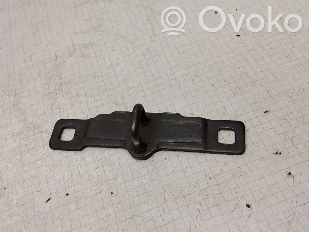 Audi A4 S4 B6 8E 8H Loading door lock loop/hook striker 