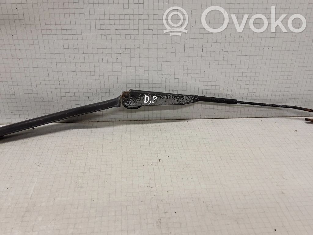 Saab 9-5 Wischerarm vorne 