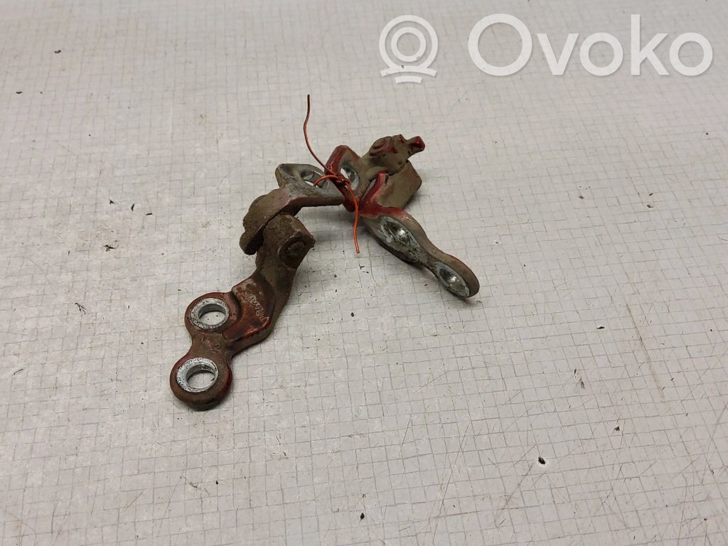 Front door hinge set   XS4AA22801