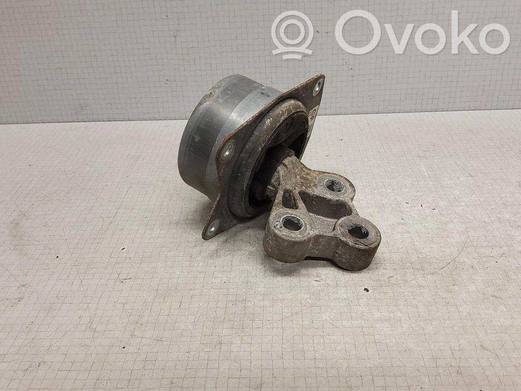 Opel Insignia A Engine mount bracket 