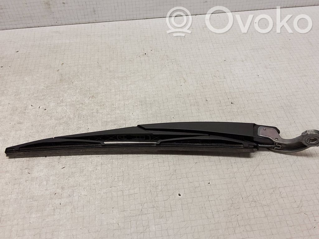 Ford Focus ST Heckscheibenwischer 