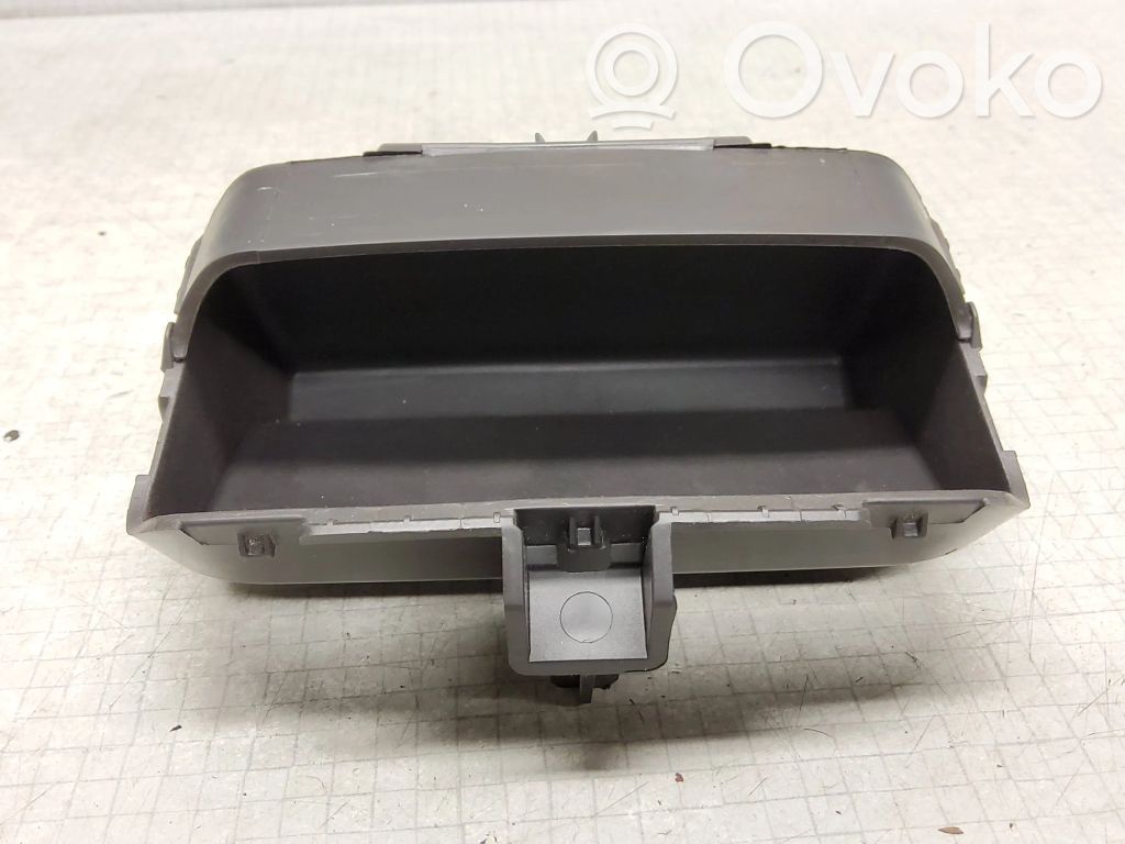 Ford Focus ST Tiroir rangement tableau de bord 