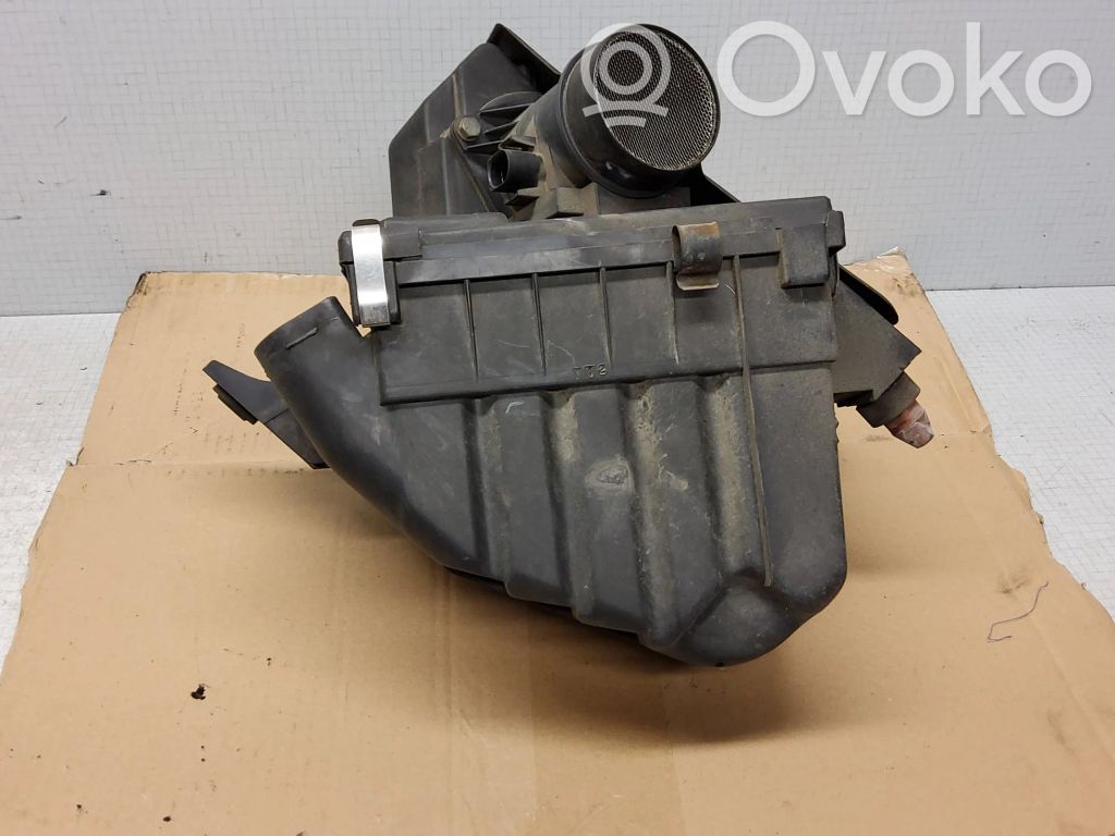 Audi A4 S4 B5 8D Luftfilterkasten 