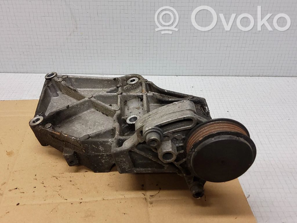 Audi A4 S4 B5 8D A/C compressor mount bracket 