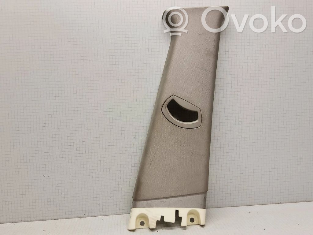 BMW X3 E83 Pilar (B) (superior) 