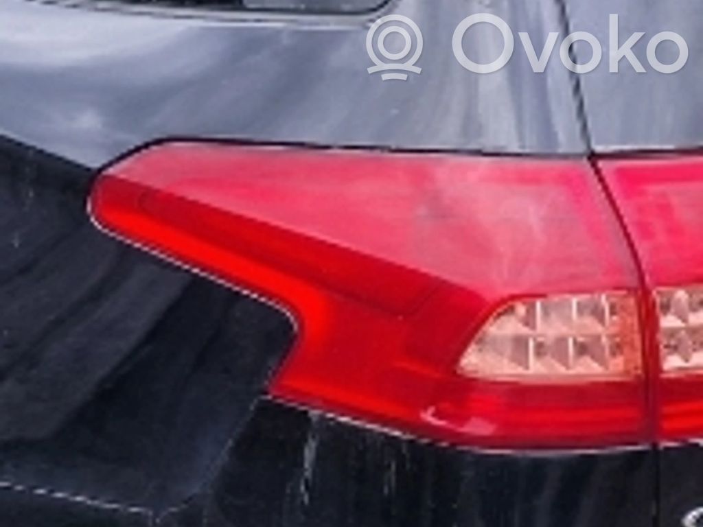 Citroen C5 Aizmugurējais lukturis virsbūvē 