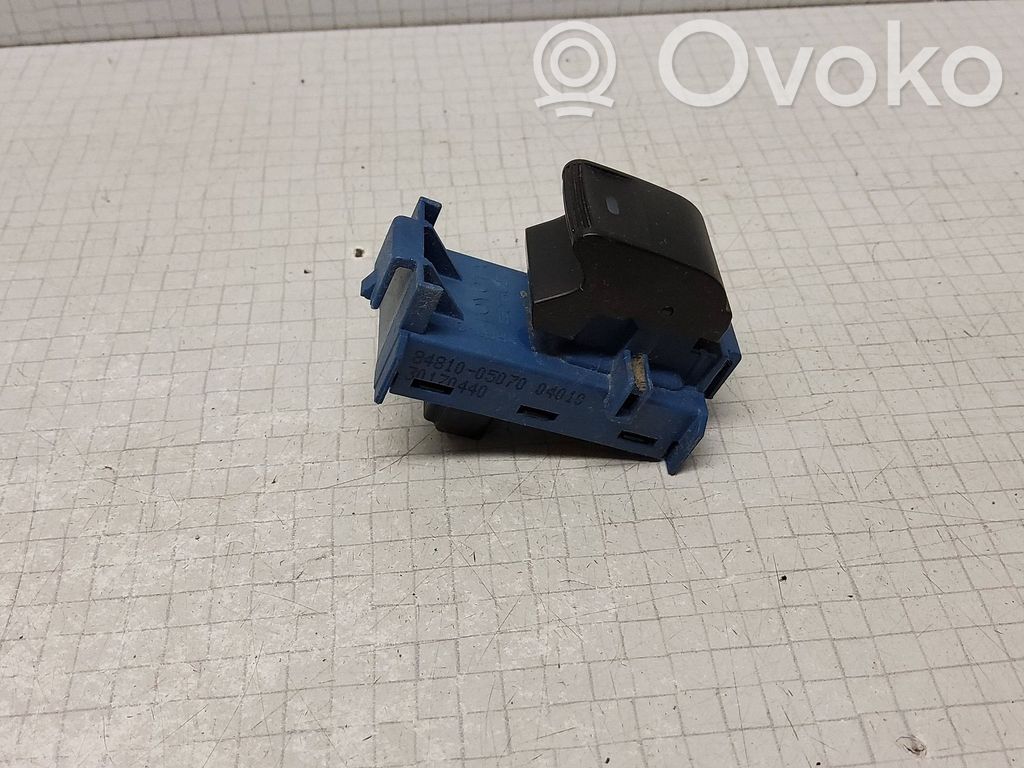 Toyota Verso Electric window control switch 