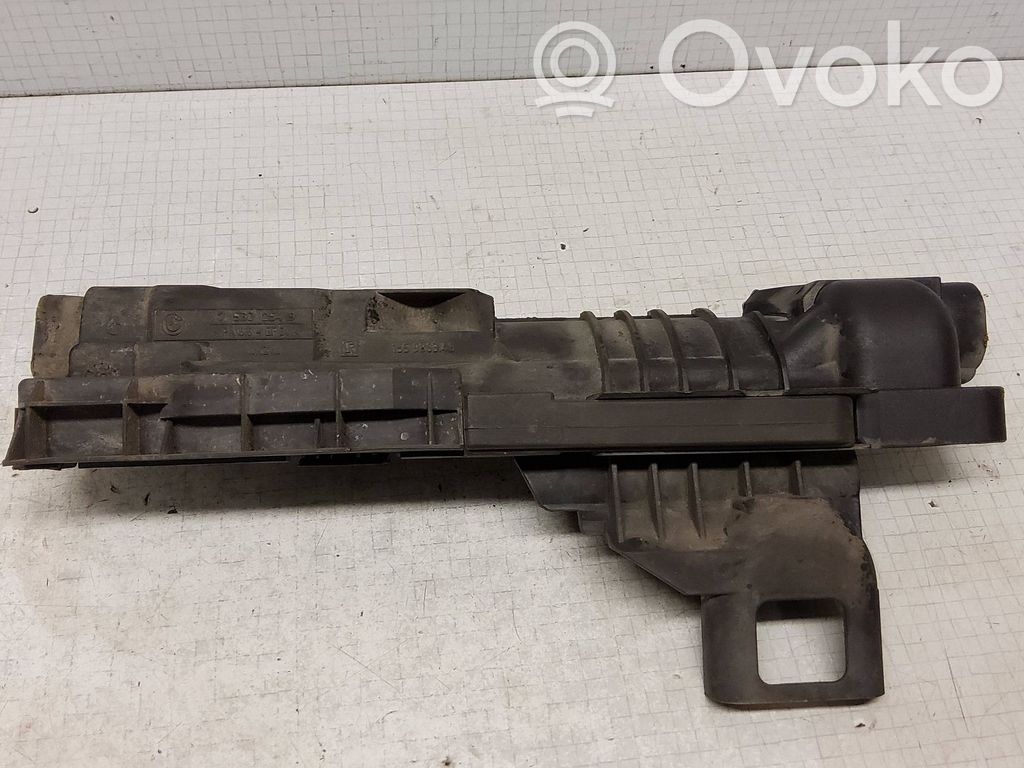 BMW X3 E83 Radiator mount bracket 