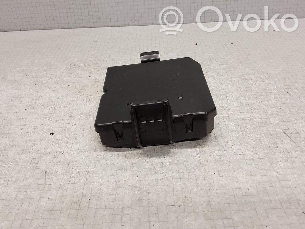 Opel Insignia A Tailgate/trunk control unit/module 