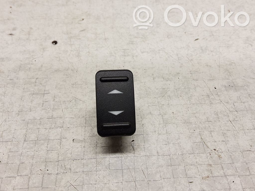 Ford Mondeo MK IV Przyciski szyb 