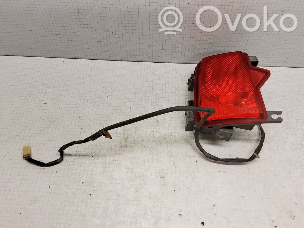 Subaru Outback Third/center stoplight 