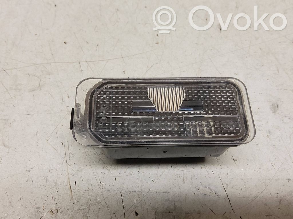 Volkswagen Transporter - Caravelle T7 Éclairage de plaque d'immatriculation 