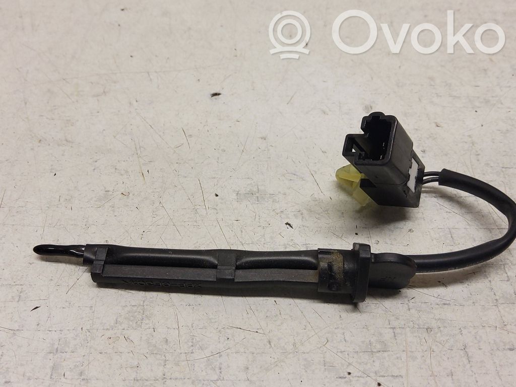 Innentemperatursensor   E218405