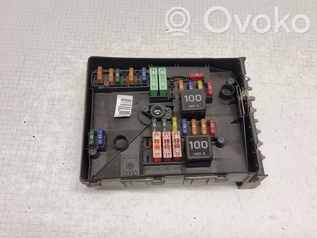 Sulakemoduuli   1K0937125,017183071,017181301,7M0951253A,V23136J6X45