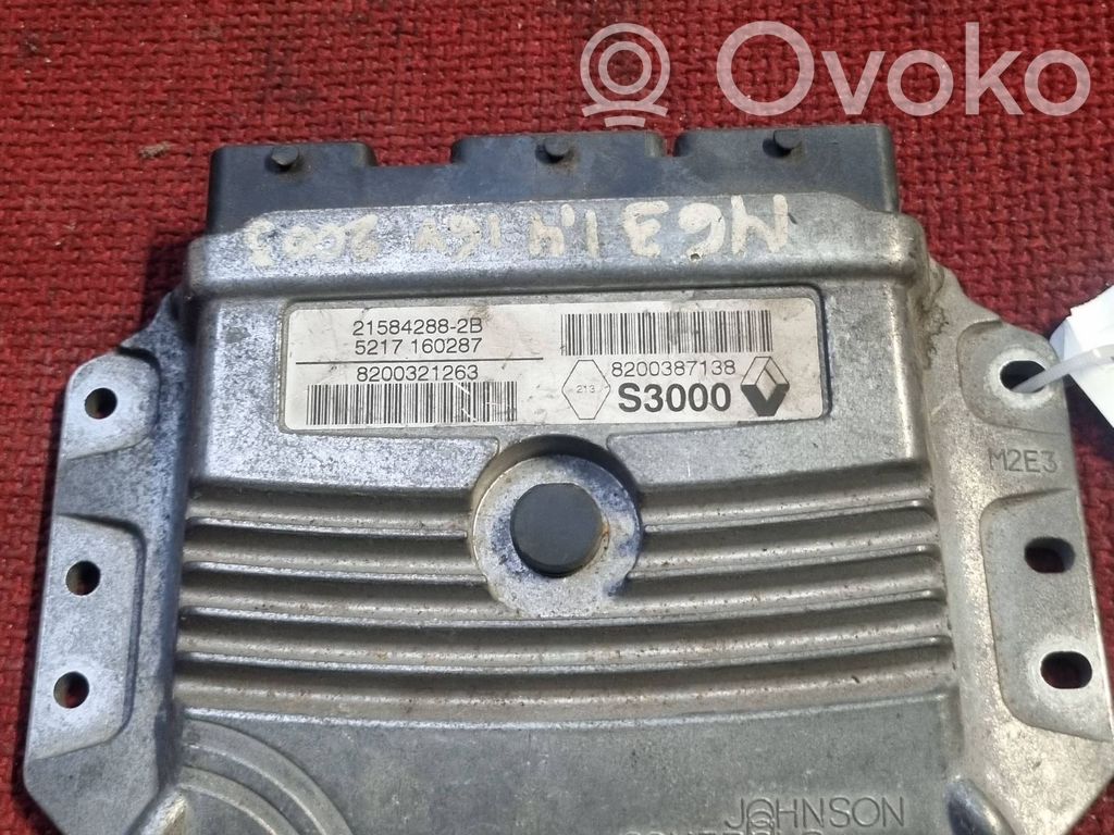 Engine control unit/module   8200321263,215842882B,8200387138