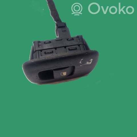 Electric window control switch   96623726XT