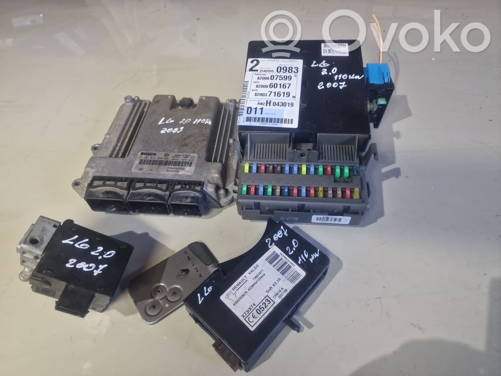 Renault Laguna II Engine ECU kit and lock set 