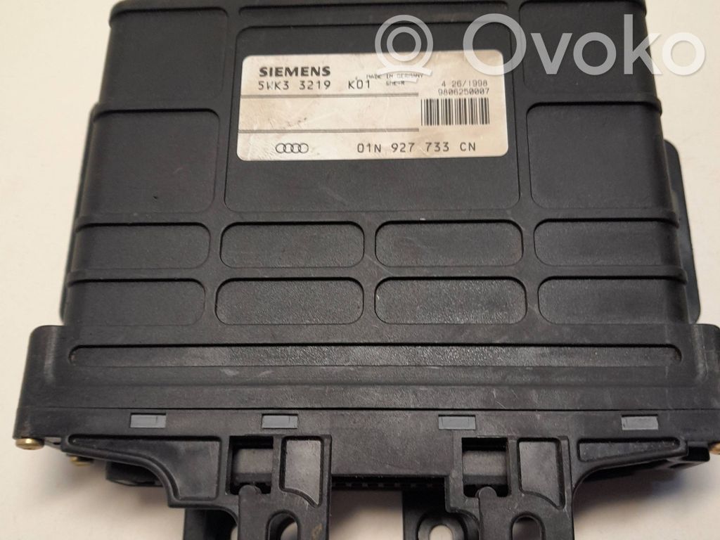 Audi A4 S4 B5 8D Gearbox control unit/module 