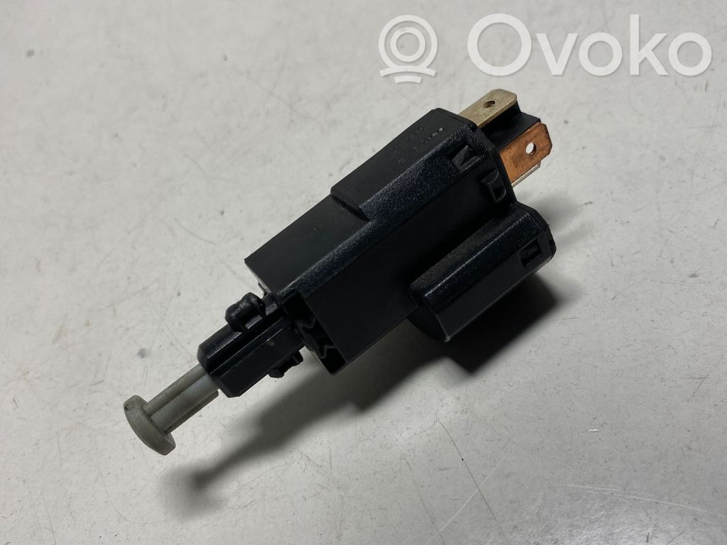 Opel Zafira A Brake pedal sensor switch 