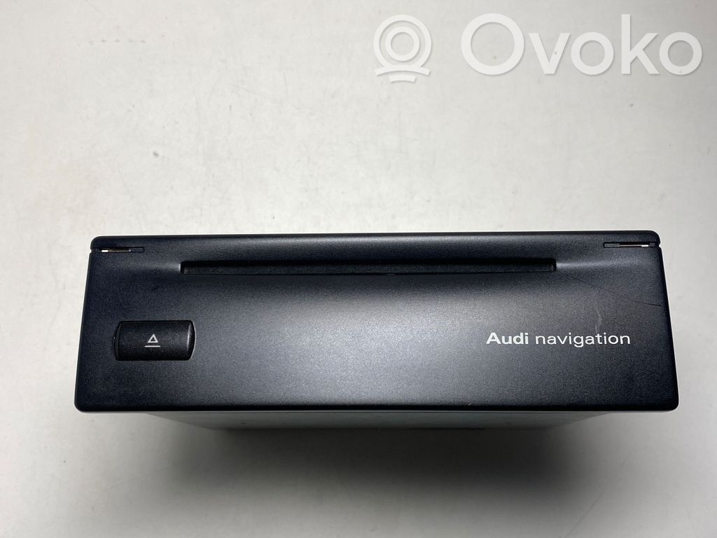Audi A4 S4 B6 8E 8H Navigation unit CD/DVD player 