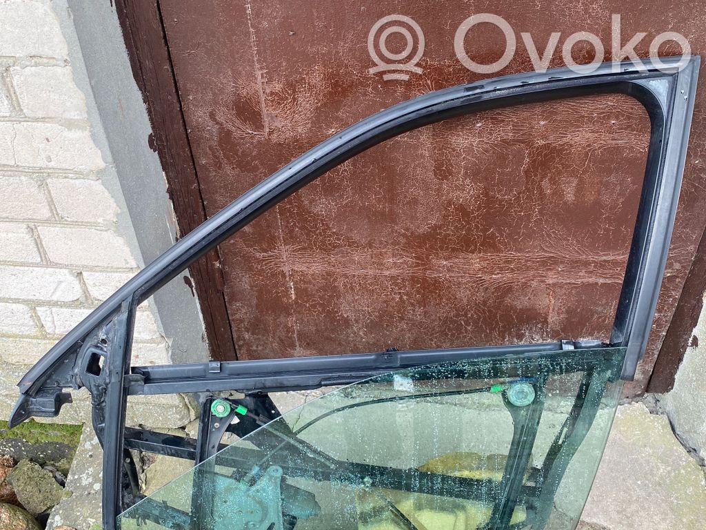 Audi A4 S4 B5 8D Regulador de puerta delantera con motor 