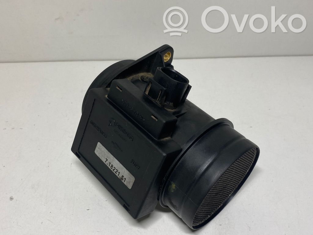 Audi A4 S4 B5 8D Ilmamassan virtausanturi 