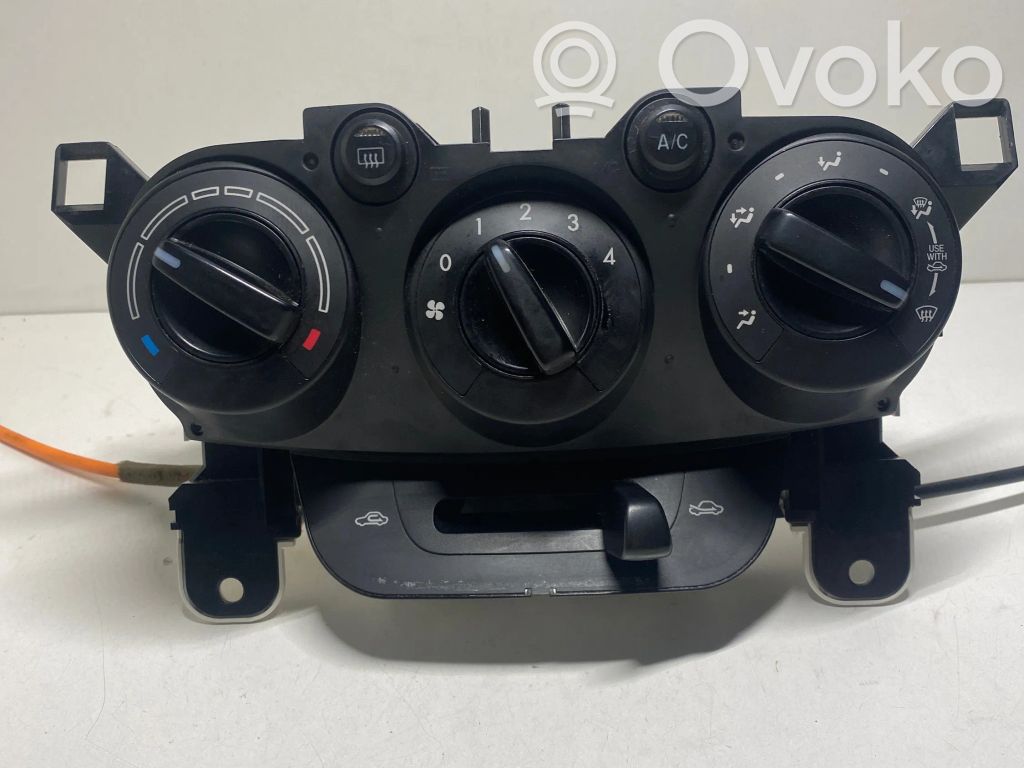 Mazda 2 Climate control unit 