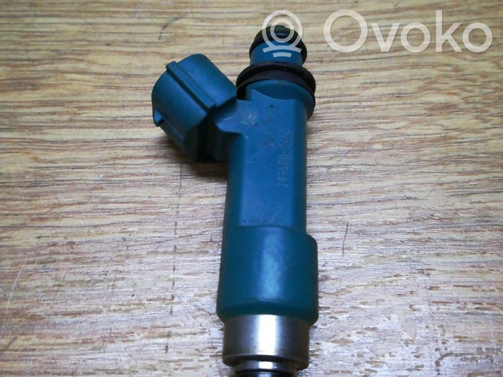 Mazda 2 Inyector de combustible 