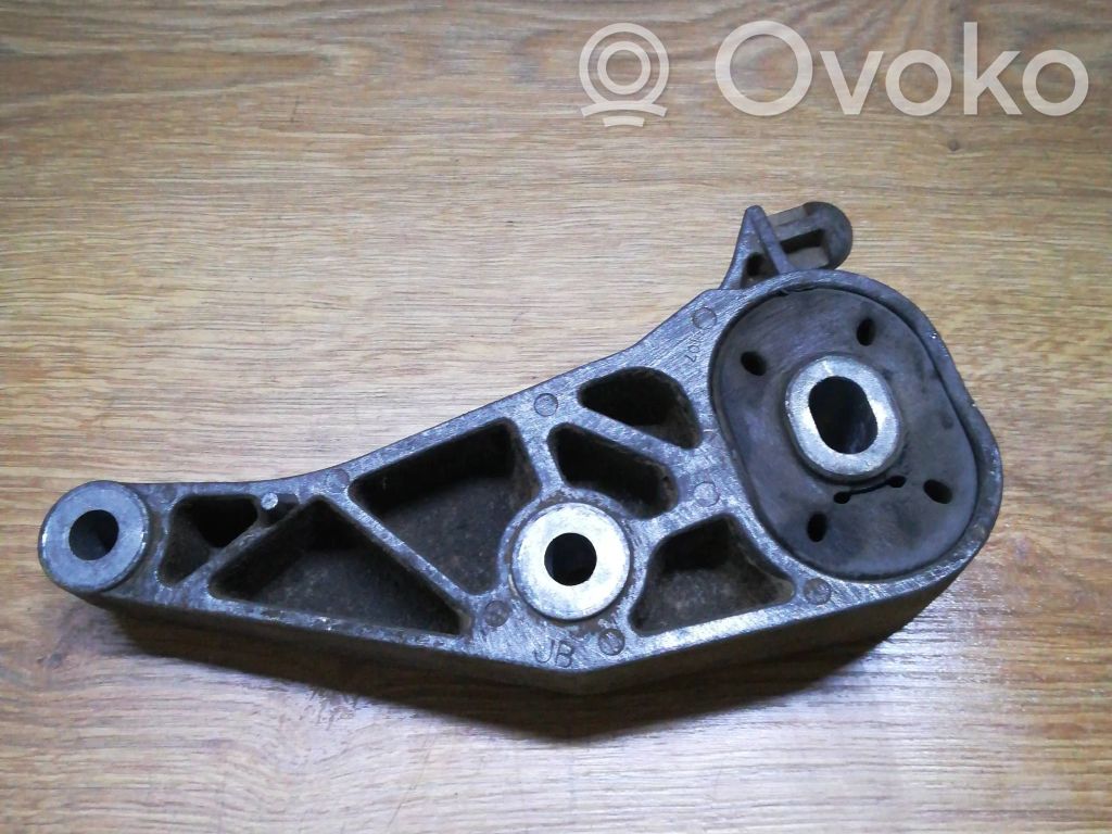 Opel Meriva A Engine mount bracket 