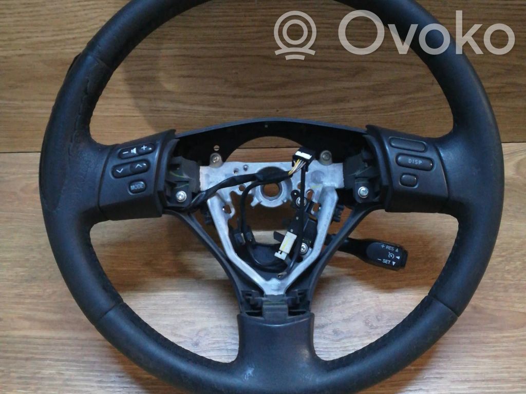 Toyota Corolla Verso AR10 Vairas 