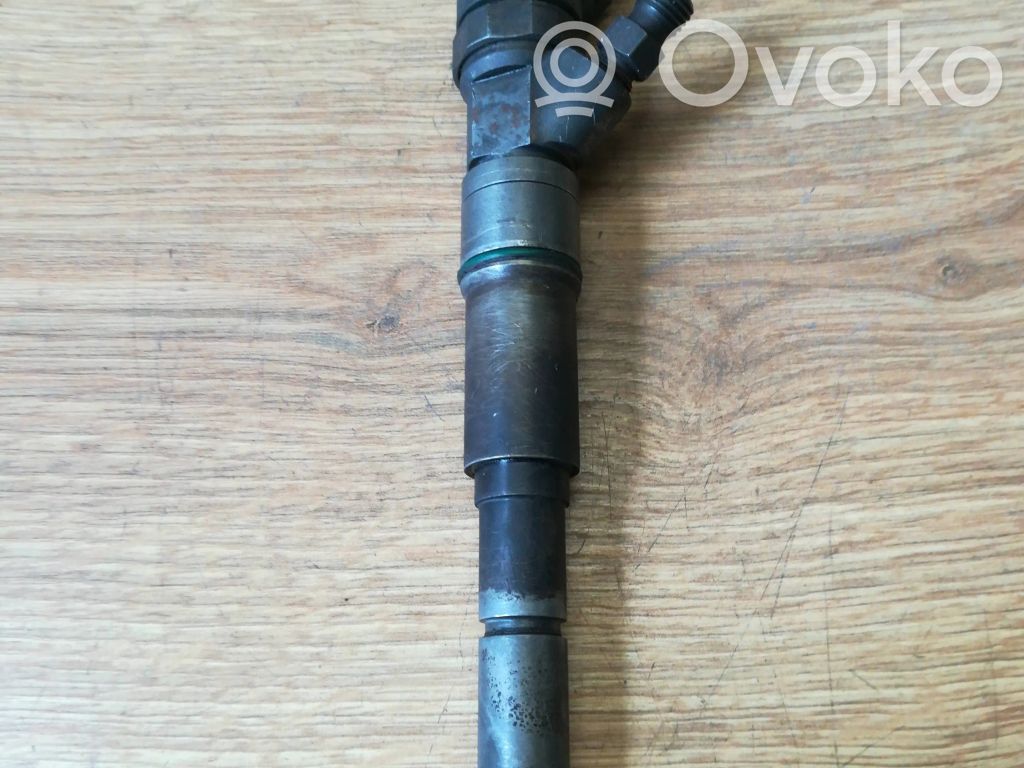 Opel Omega B2 Inyector de combustible 