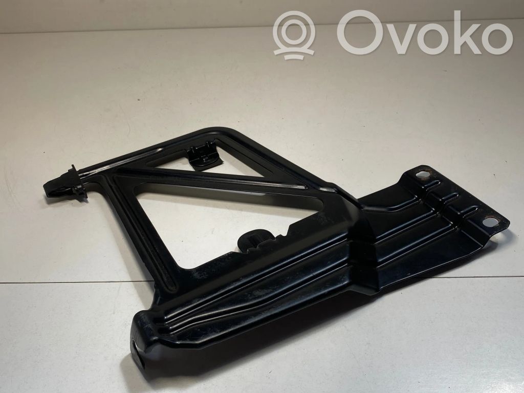 Volvo XC70 Battery bracket 