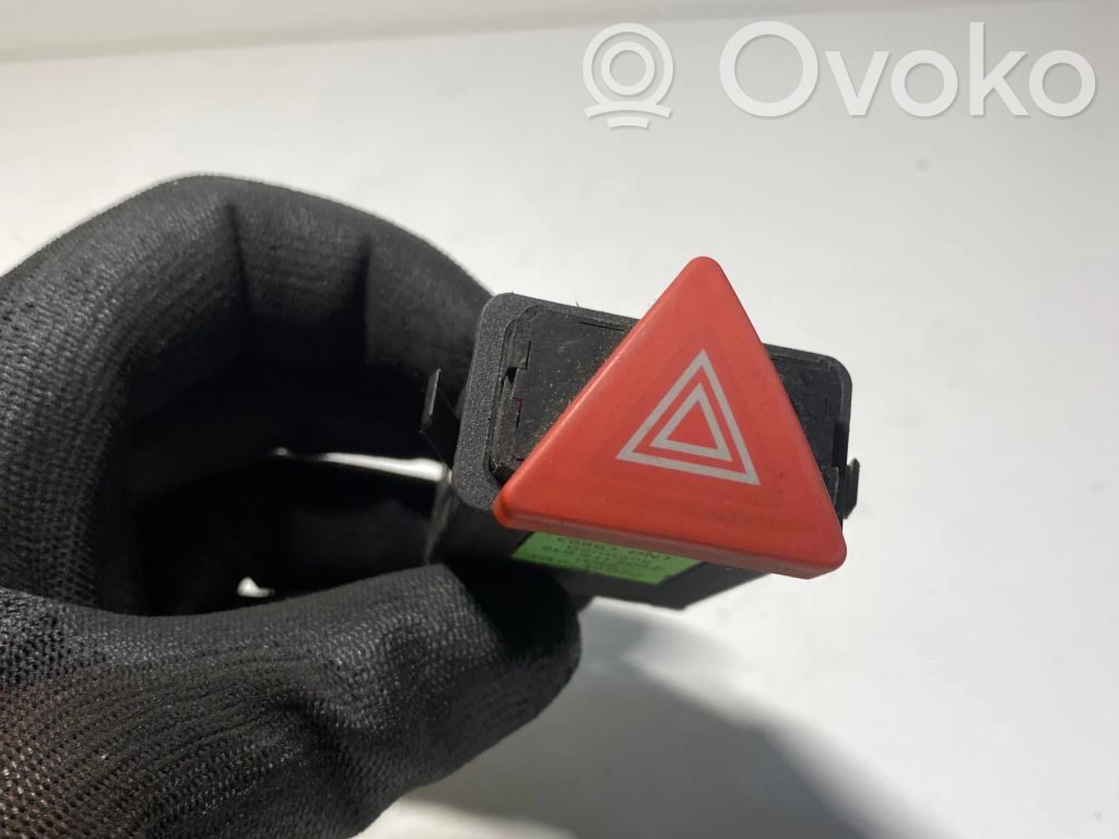 Audi A3 S3 8L Hazard light switch 