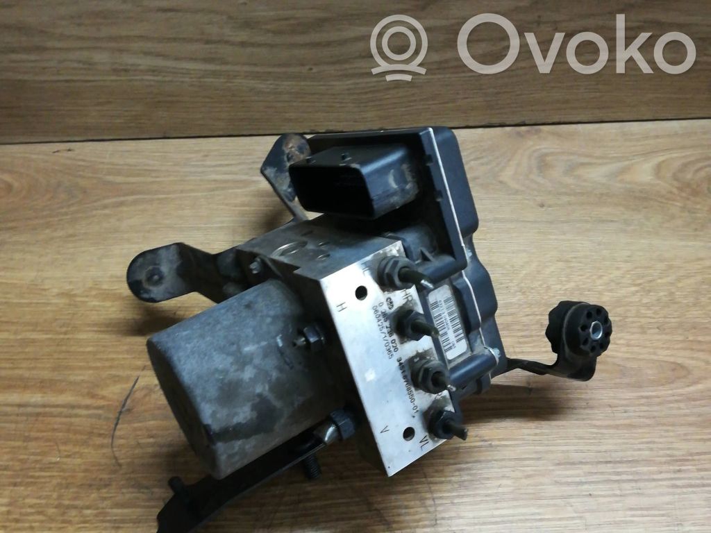 BMW 5 E60 E61 ABS bloks 