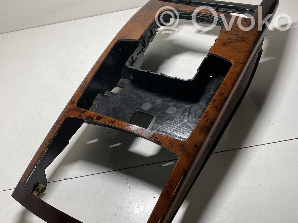 Audi A6 S6 C6 4F Center console 