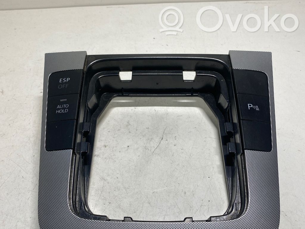 Volkswagen PASSAT B6 Ātrumu pārslēgšanas sviras dekoratīvā apdare (plastmasas) 