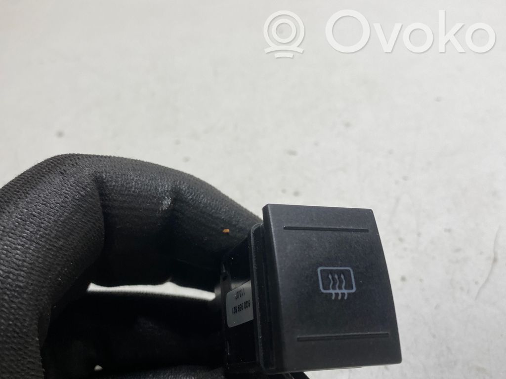 Volkswagen Polo IV 9N3 Logu elektriskās apsildes slēdzis 