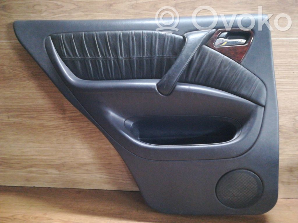 Mercedes-Benz ML W163 Apmušimas galinių durų (obšifke) 