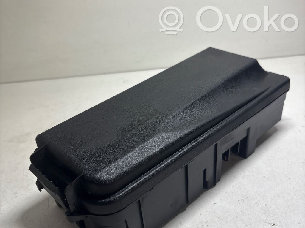 Opel Vectra C Fuse module 