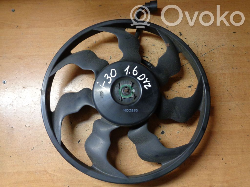 Hyundai i30 Electric radiator cooling fan 