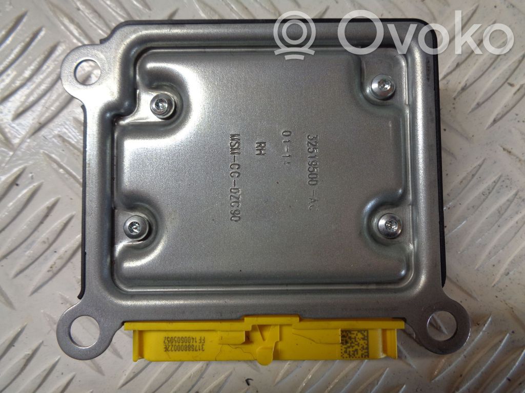Skoda Rapid (NH) Airbag control unit/module 