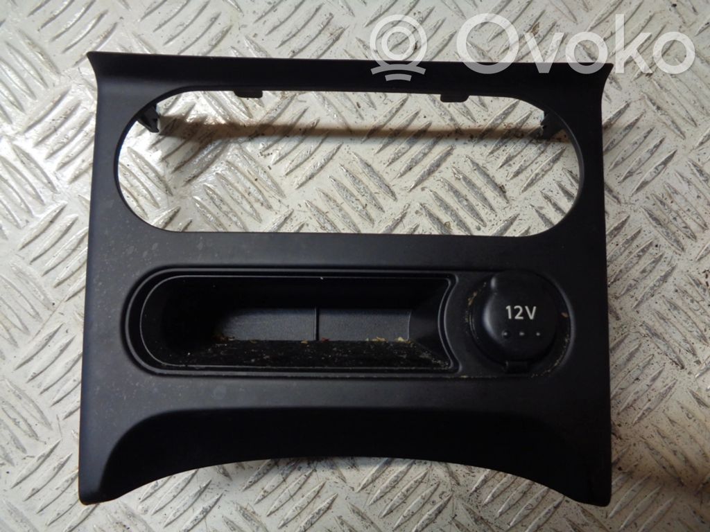Nissan Qashqai Inny element deski rozdzielczej 