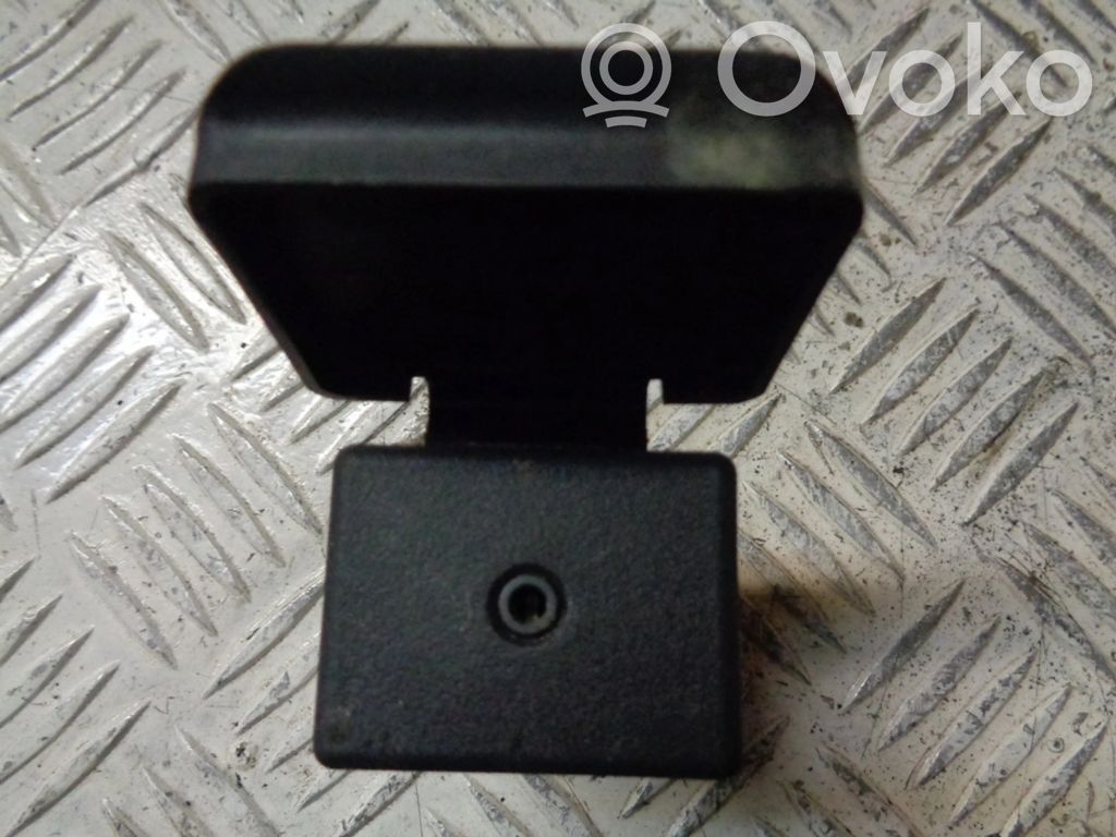 Opel Meriva B Enchufe conector entrada auxiliar 