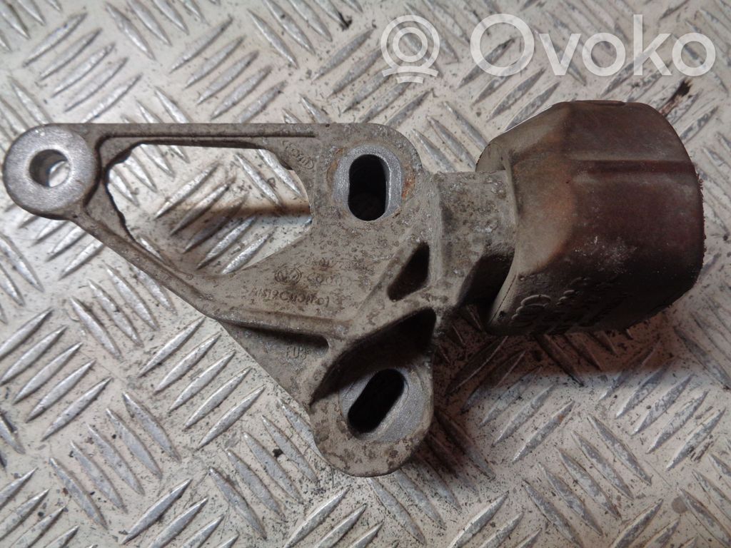 Audi A4 S4 B8 8K Engine mounting bracket 