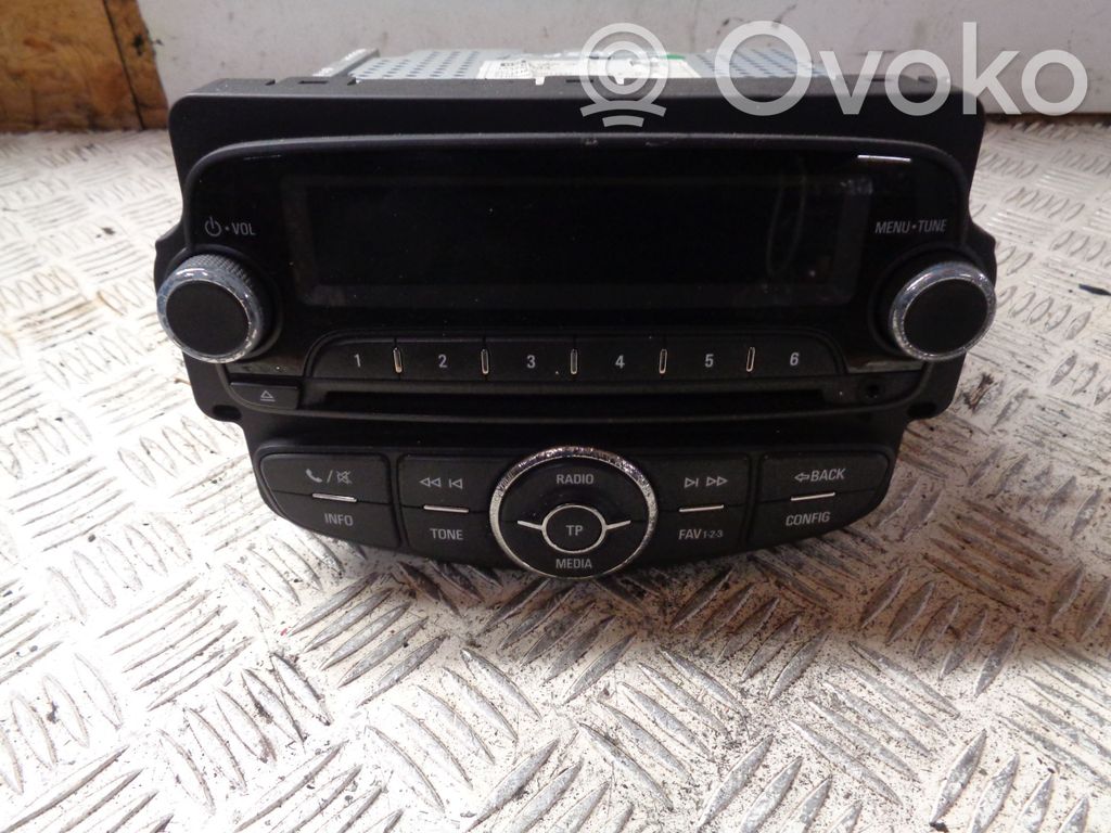 Opel Corsa E Panel / Radioodtwarzacz CD/DVD/GPS 