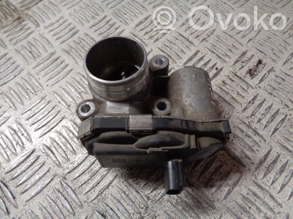 Opel Corsa E Droseļvārsts 